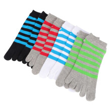 4 par randiga korta herrstrumpor, svettabsorberande, fri storlek