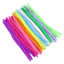 Kinderspeelgoed: een pijpenrager om mee te draaien, als leuk cadeautje voor een verjaardagsfeestje.