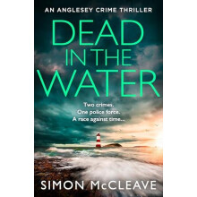 Dead in the Water by Simon McCleave Paperback Book