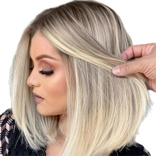 Natural Volumes synthetische kurze Bob-Vollperücken-Hellgolden