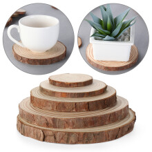 Onbehandeld hout, natuurlijke grenen schijven voor knutselen, fotografie en decoratieve kunst.