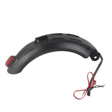 Elektrischer Scooter Hinterradkotflügel mit Rücklicht, Schwarz, 25,5x4,8x4cm