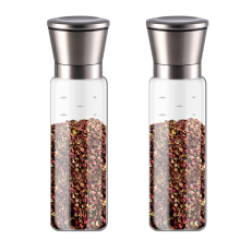 Moulin à épices rechargeable avec lames en céramique, couvercles hermétiques pour une conservation optimale des arômes, fonctionnement manuel