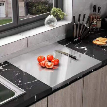 Tábua de corte e amassar fácil de limpar, em aço inoxidável de qualidade alimentar com design antiderrapante para proteção da bancada da