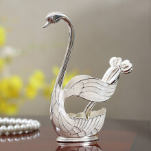 Organizador de mesa elegante com base em formato de cisne, em liga de zinco premium, com conjunto de colheres de café em metal.