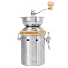 Håndkvern av høy kvalitet, stillegående drift gir ro om morgenen, nykvernet kaffe lett tilgjengelig, lufttett oppbevaring som holder smaken i orden