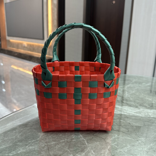 Customizable Plastic Woven Decorative-Red Red Red Red Red