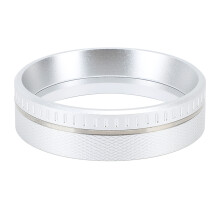 Pâlnie de dozare espresso cu fixare magnetică sigură, construcție din aluminiu anodizat pentru utilizare de lungă durată, ușor de ridicat cu