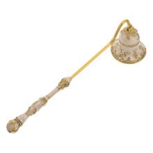 Metal Candle Snuffer Aromatherapy Candle Extinguisher for Home Hotel Restaurant Wick Snuffer Vintage Design