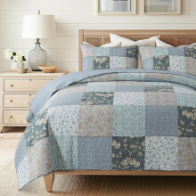 SLPR Wildflowers Cotton Quilt Set - Queen Size med 2 Shams Bl Gr Blommor Pieced Patchwork Design Country Quiltat verkast med blommnster Stuga