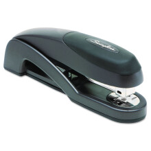 Grampeador de Mesa Swingline Optima Preto (S7087800)