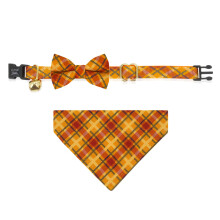 Ultra Joys Breakaway Katzenhalsband – Kätzchenhalsband für Jungen und Mädchen mit Glöckchen – großes orange kariertes Bandana und Fliege