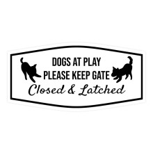 Motto Lita Fancy Paws Dogs at Play Please Keep Gate Closed & Latched Sign (Bianco) - Grande