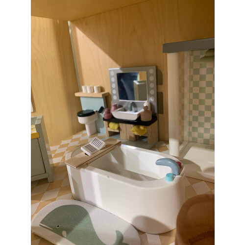 dollhouse bathroom junior 16-piece 2