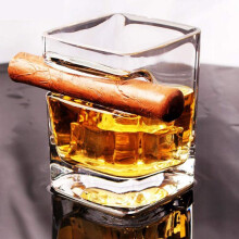 Zeitloses Whiskyglas-Set, 325 ml bleifreies Glas mit integrierter Zigarrenablage, ideal für jeden Anlass oder als Geschenk, garantiert