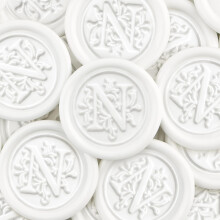 100 pegatinas de sello de cera blanca hechas a mano, autoadhesivas, para bodas, invitaciones, sobres, regalos y Navidad (inicial N blanca).