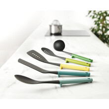 Joseph Joseph Duo Set di utensili da 5 pezzi con poggiautensili integrato: set vivace con cucchiai solidi e scanalati, palette e mestolo, design