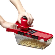 ProChef Elite, Mandoline szeletelő csúszásgátló gumitalpakkal, mosogatógépben mosható a könnyű karbantartás érdekében, állítható