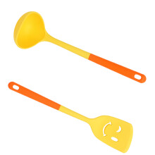 Colheres grandes de silicone com design ergonômico e revestimento antiaderente resistente a altas temperaturas, perfeitas para todas as suas
