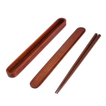 Conjunto de pauzinhos de madeira reutilizáveis com design japonês, conjunto portátil com estojo para piqueniques, viagens e uso ao ar livre.