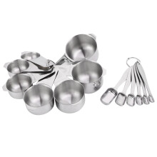 Professionelle Messlöffel aus Edelstahl, eingravierte Messmarkierungen, ergonomischer Griff für präzises Kochen und Backen, hochglanzpolierte