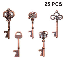 Metal Alloy Construction: Durable Antique Skeleton Keys For Creative Uses