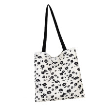 Floral Lace Trim Casual Underarm Bag Lightweight-White Flowers