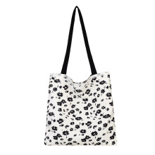 Delicaat kanten accent onderarmtasje Zachte canvas-Witte bloemen