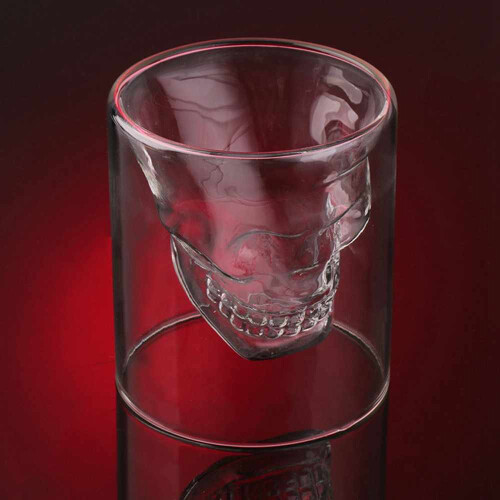 Δημιουργικό γυαλί Skull Shot, μοναδικός σχεδιασμός που αιχμαλωτίζει με την 1