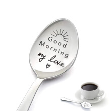 Colher "Bom Dia, Vovó", resistente e durável em aço inoxidável para uso diário, com gravação personalizada para um toque especial.