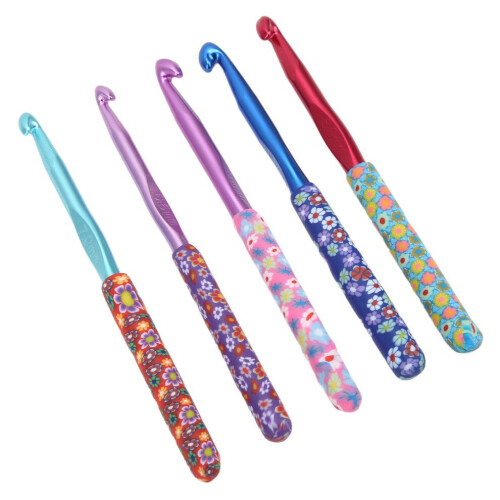 5Pcs Crochet Hooks Ergonomic Design Soft Handle 2