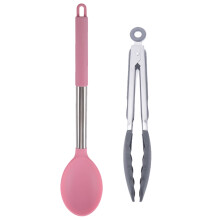 Pinça de cozinha versátil, em aço inoxidável com pontas de silicone resistentes ao calor para um preparo de refeições seguro e eficiente.