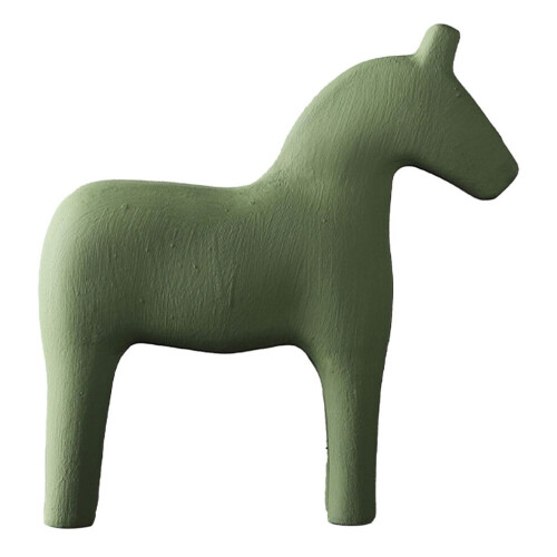 Trähästfigur i robust furu, handmålad 1