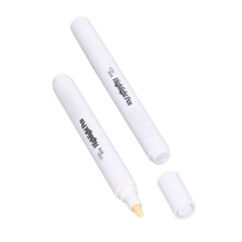 2 marcadores blancos de 3,0 mm, inodoros, opacos y resistentes al agua.