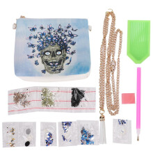 Cartera de piel sintética blanca con diseño de calavera y pintura de diamantes
