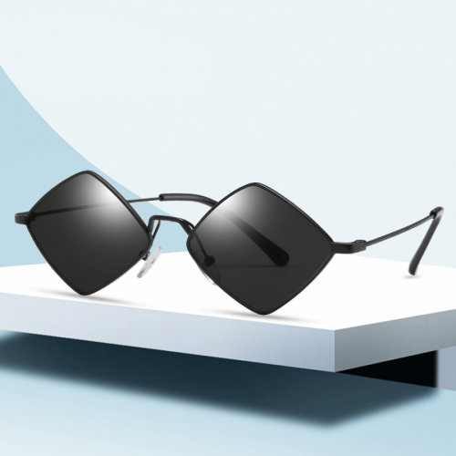 Γυναικεία Γυαλιά Ηλίου με Μεταλλικό Ρόμβο, Μαύρος Σκελετός, Όλα Γκρι 1 τεμάχι 1
