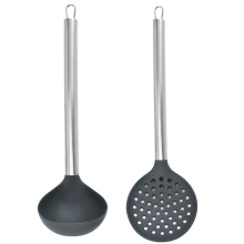 Linguri din silicon antiaderente, rezistente la zgârieturi, ideale pentru toate nevoile culinare.