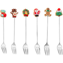 Kerstmagie in je handen: creatief servies met een roestvrijstalen kerstlepel, comfortabele grip voor elk feestelijk moment.