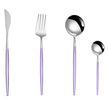 Gezond en milieuvriendelijk bestek, roestvrij en voorzien van ergonomische handgrepen voor veilig en comfortabel dineren.