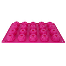 Wiederverwendbare Backformen aus Silikon, antihaftbeschichtet, vielseitig einsetzbar für Cupcakes, Muffins, Käsekuchen und Tortendekoration.