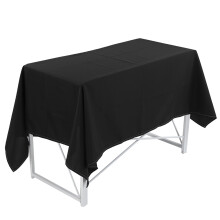 Onderhoudsvriendelijk rechthoekig tafelkleed met afgewerkte rand voor elegante diners en feesten.