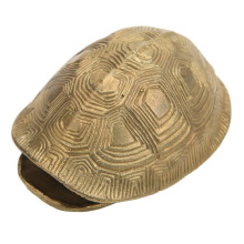 Kleine Vintage-Schildkröten-Dekoration aus Messing mit Schildkrötenpanzer.