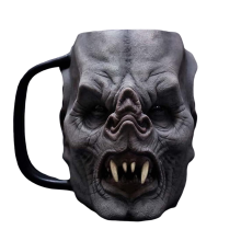 Totenkopfbecher aus Kunstharz (außen) und Edelstahl (innen), 3D-Horror-Zombiekopf-Design – einzigartiges Geschenk