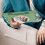 Funda para iPad 9/8/7 10.2” Blindada con Soporte Giratorio Verde 4