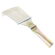 Iron Cow Brush Medium Size Horse Hair Remover For Horses Cattle Donkeys Iron Comb Teeth Comfortable Grip