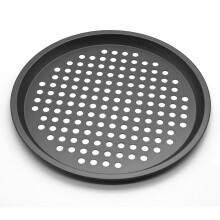 Κατακτήστε την τέχνη της σπιτικής πίτσας, το διάτρητο ταψί πίτσας εξασφαλίζει