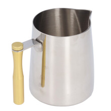 Jarra espumadora de leche profesional, jarra de vapor duradera de acero inoxidable de 20 oz con marcas de graduación en relieve, boquilla antigoteo