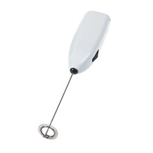 Ergonomischer elektrischer Handrührstab mit Edelstahlstiel für vielseitiges Mixen, ideal für heiße und kalte Getränke, leicht zu reinigen