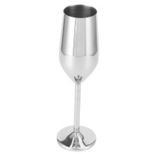 Stilvolles Weinglas aus Edelstahl, elegantes modernes Design, unzerbrechlicher Becher für Outdoor-Abenteuer