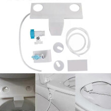 Salle de bain avec WC intelligent, siège bidet, chasse d'eau mécanique à eau fraîche, dispositif de